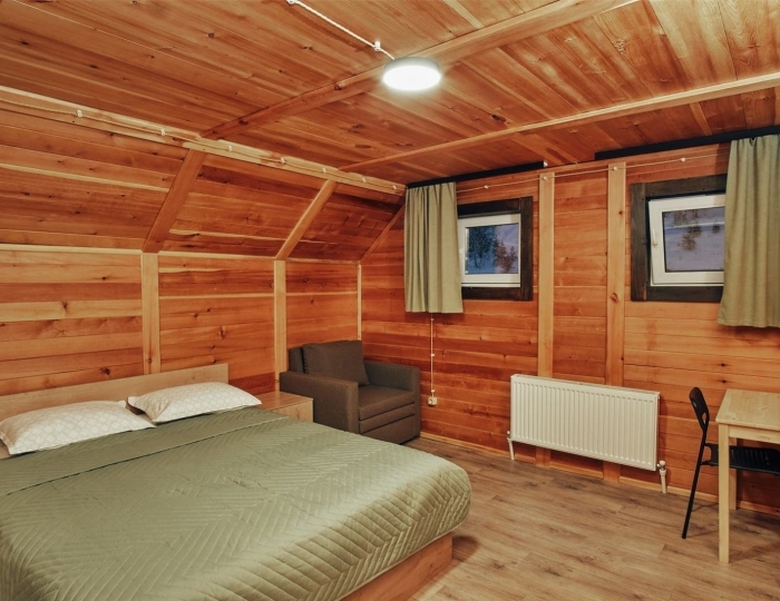 Трехместный номер "Комфорт" - Гостевой комплекс «Кедровый берег» Алтай